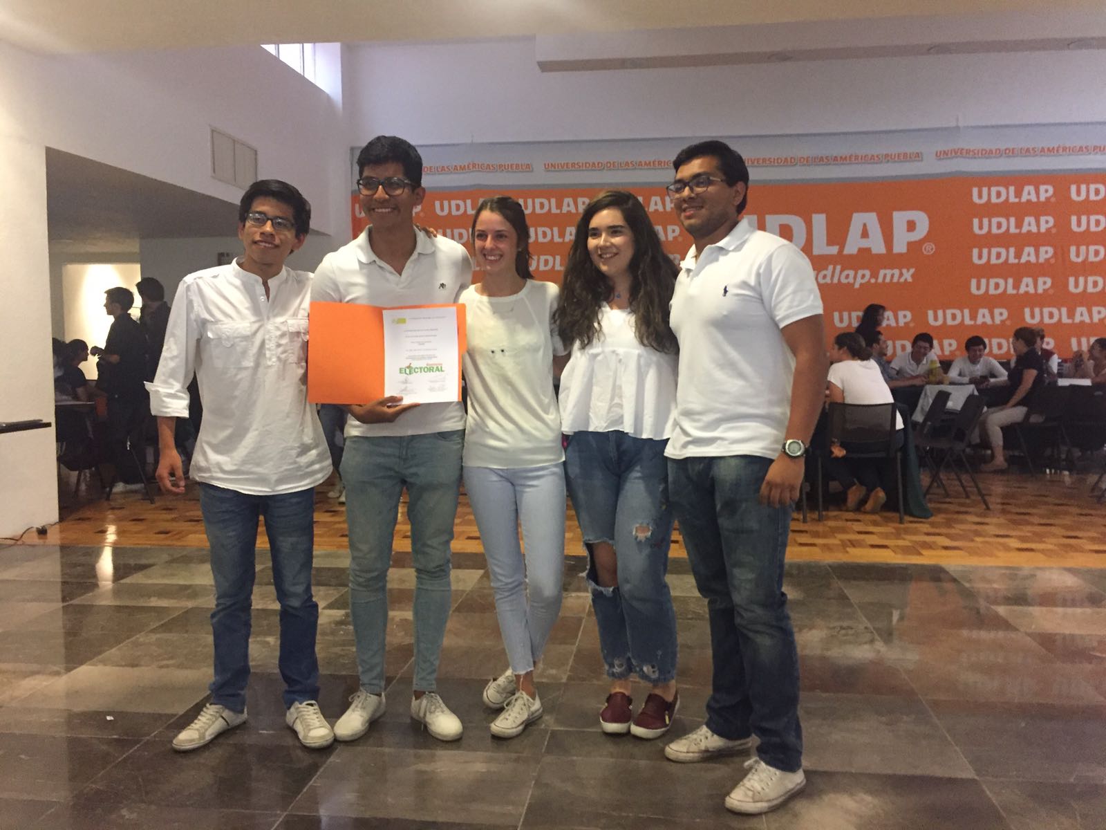 Mesa Directiva de Administración de Hoteles y Restaurantes